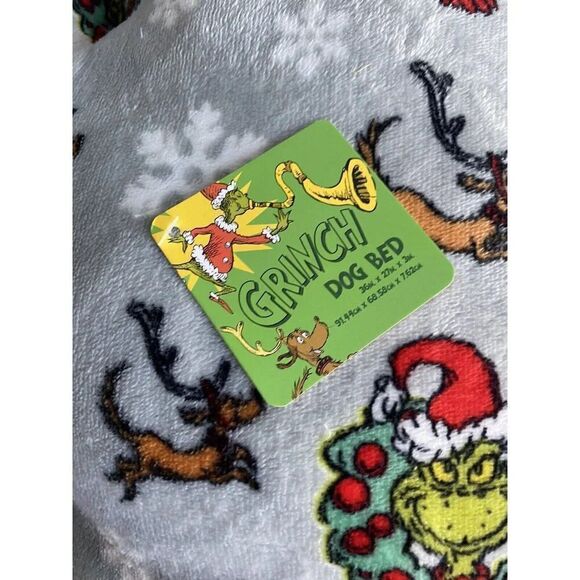 Dr. Seuss The Grinch And Max Dog Pet BED Super Soft Christmas 36 X 27 X 3” NEW - Picture 5 of 16